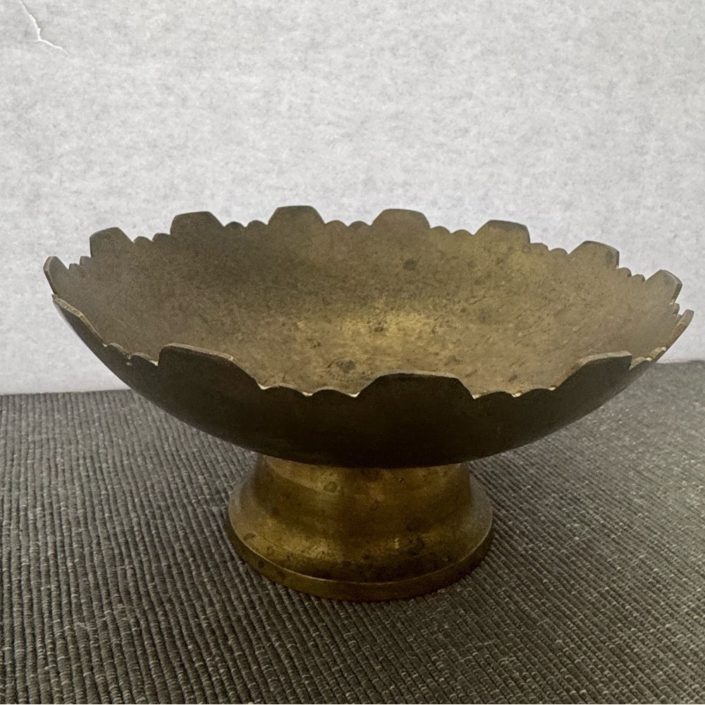 Vintage Brass Echted Decorative Bowl Basket Made In India